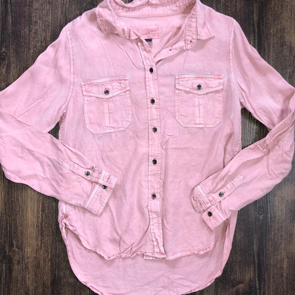 Brand New Pink Button-Up